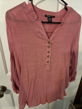 Robert Louis Dusty Rose Button-Front Women's Top